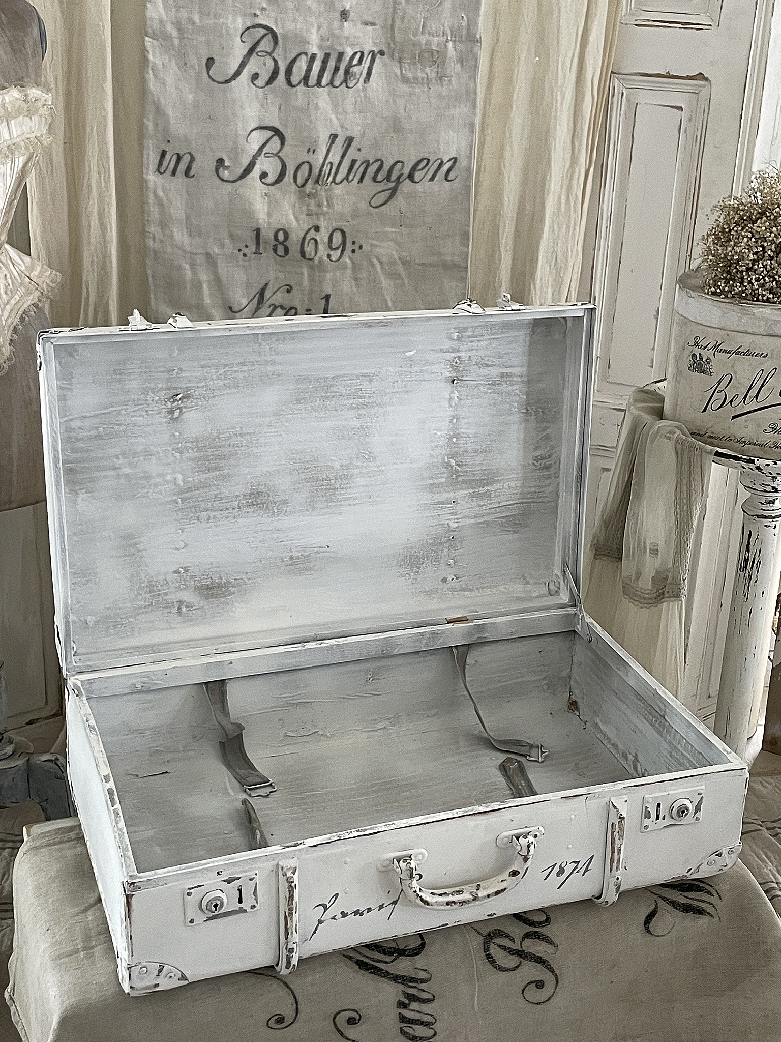 Nostalgischer Shabby-Überseekoffer Roucanet***