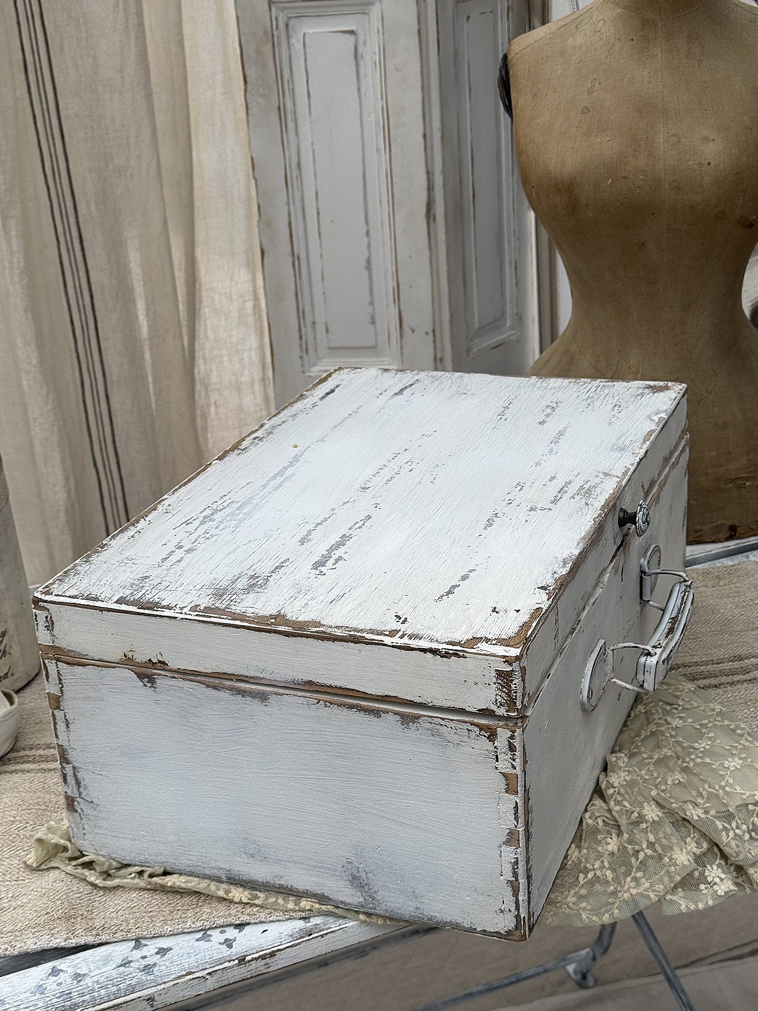 Alter Holzkoffer/Kiste Shabby-pur***