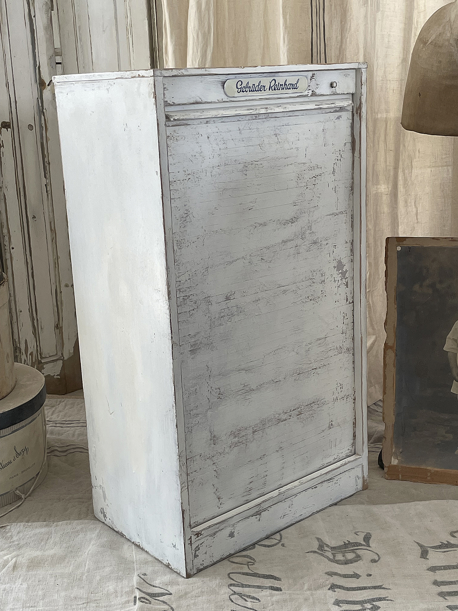 Alter Shabby Rollschrank Bauhaus***