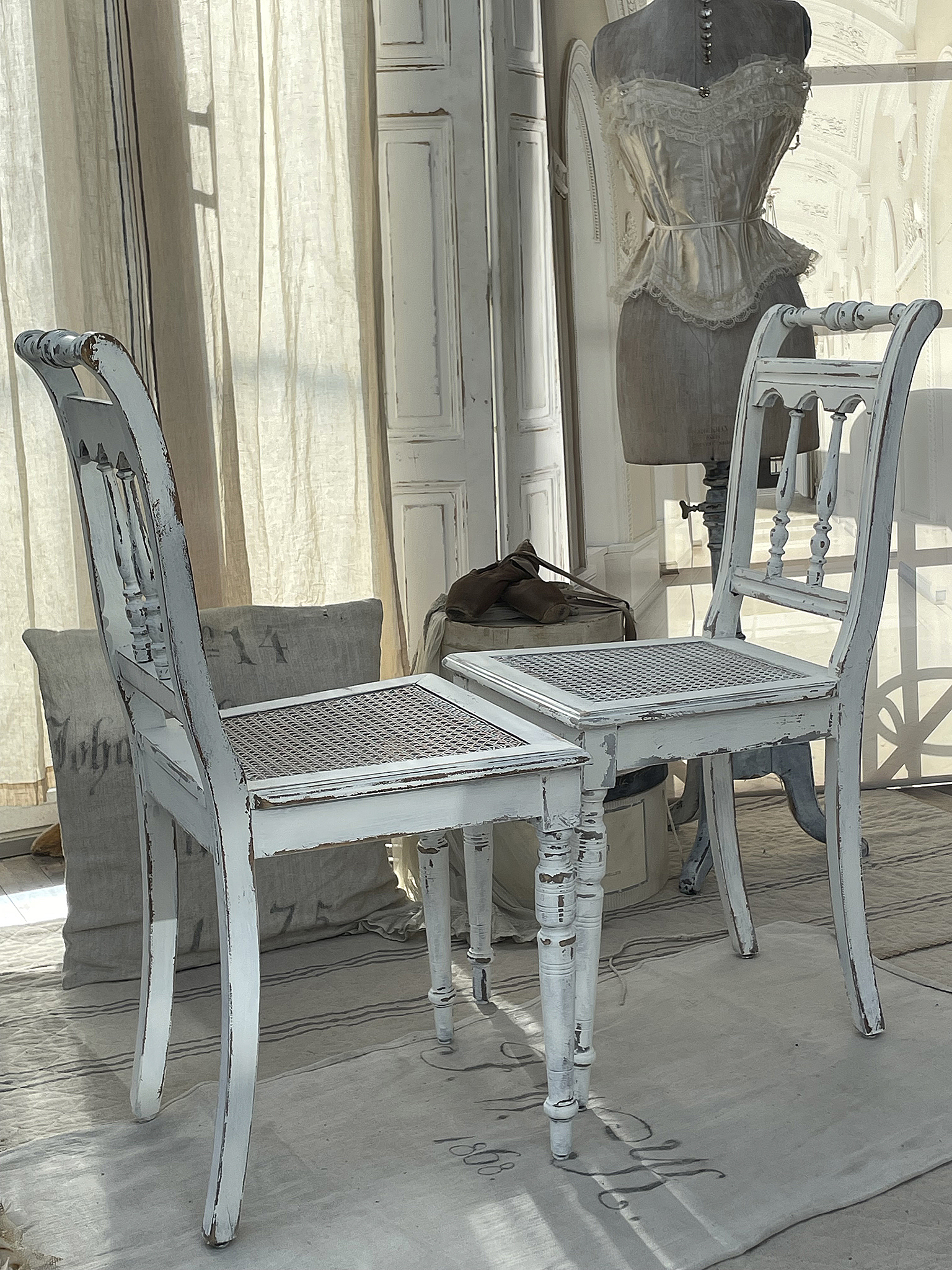 Shabby-Stuhl mit Wienergeflecht***