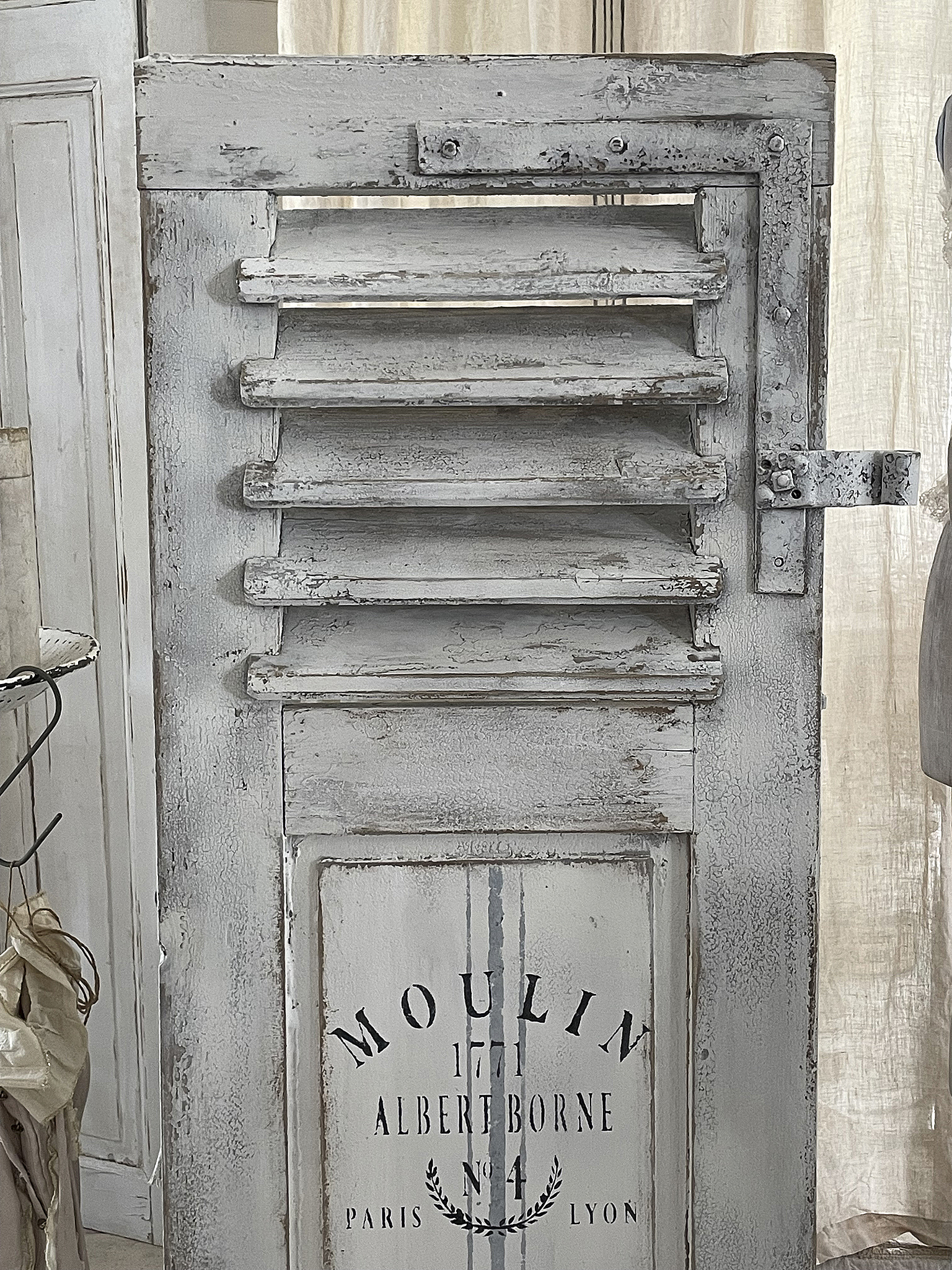 Alter Fensterladen Brocante Moulin***